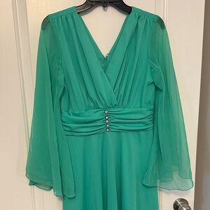 Vintage 1970s Green Chiffon Maxi Dress